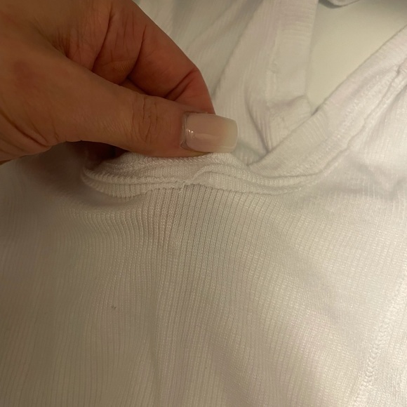 Bombshell Ribbed Crop Tank - Picture 6 of 6